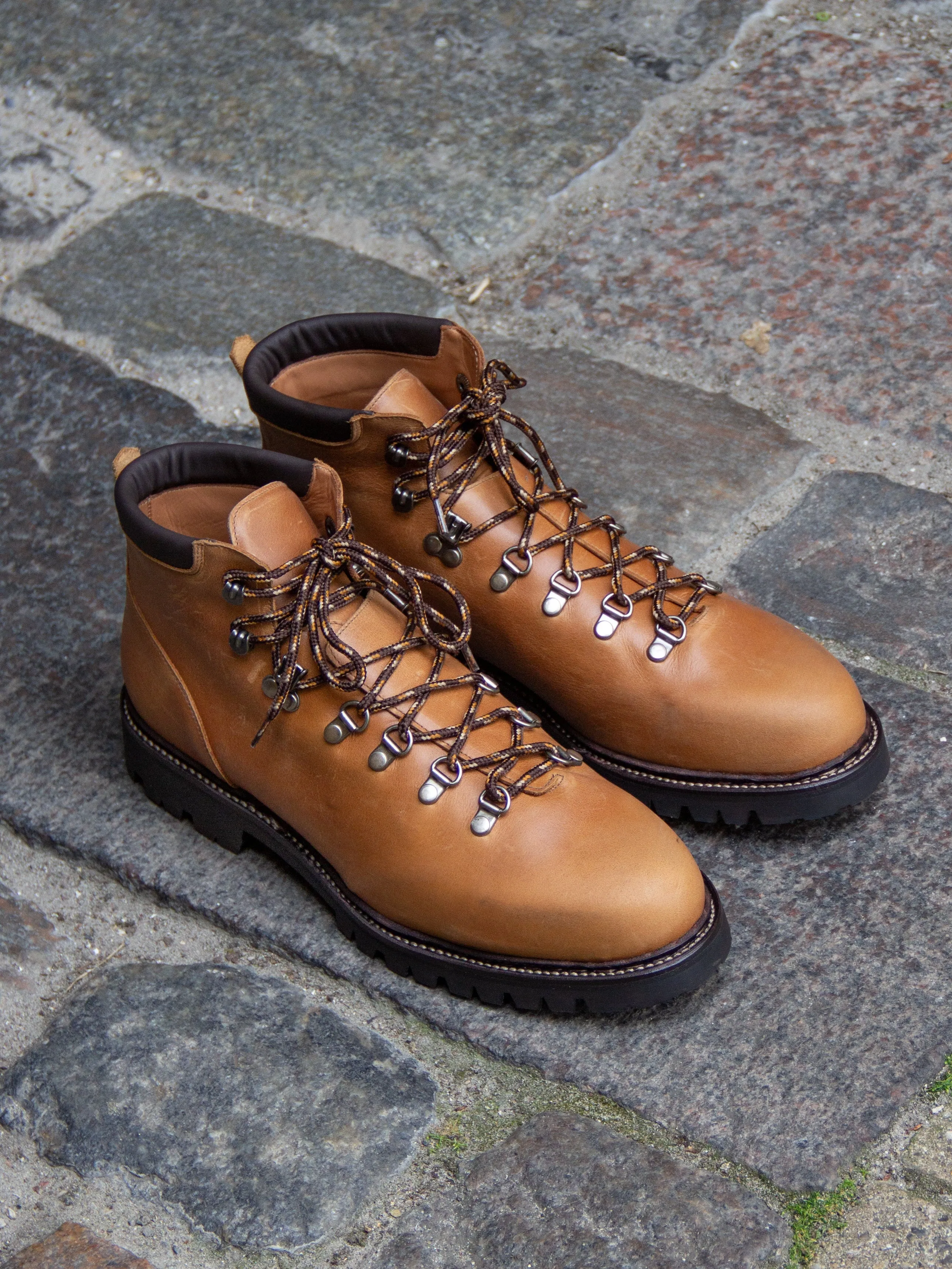 Bright Shoemakers, Mountain Boot, Teak