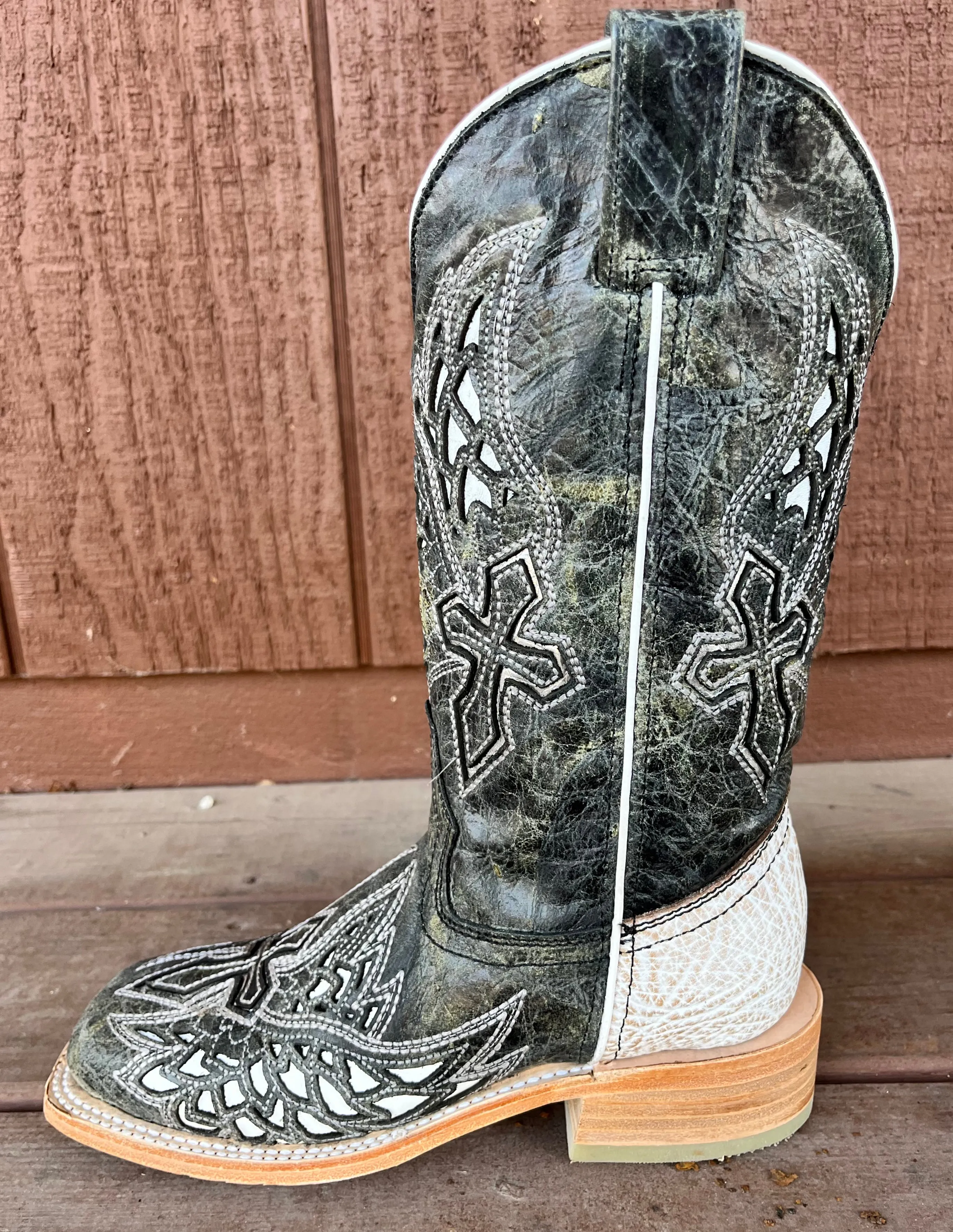 Corral Women's Black and White Inlay Wide Square Toe Cowgirl Boot A4333