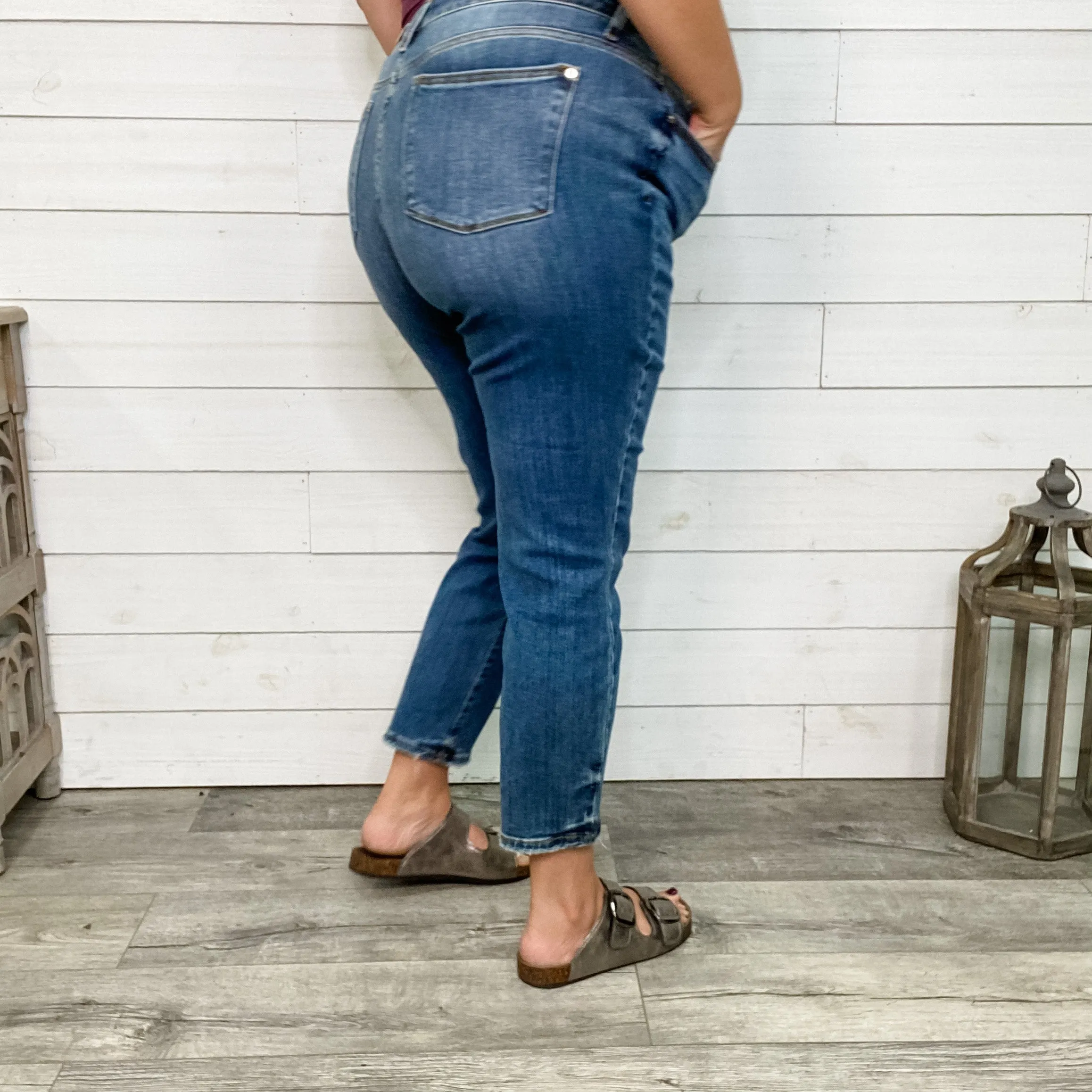 Judy Blue "Sneaky" Pete Boyfriend Jeans