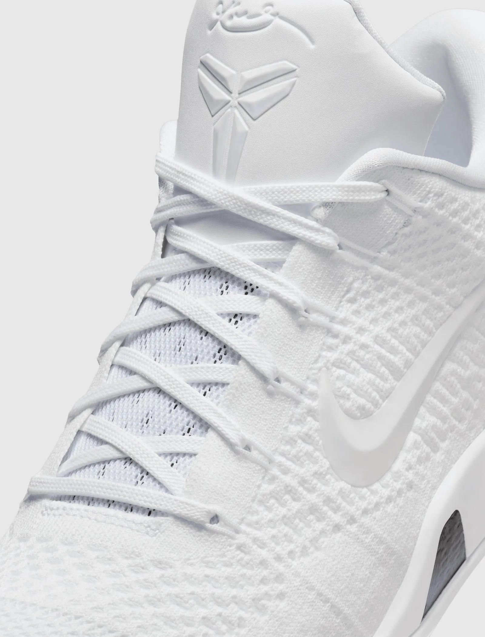 KOBE IX ELITE LOW PROTRO "WHITE"