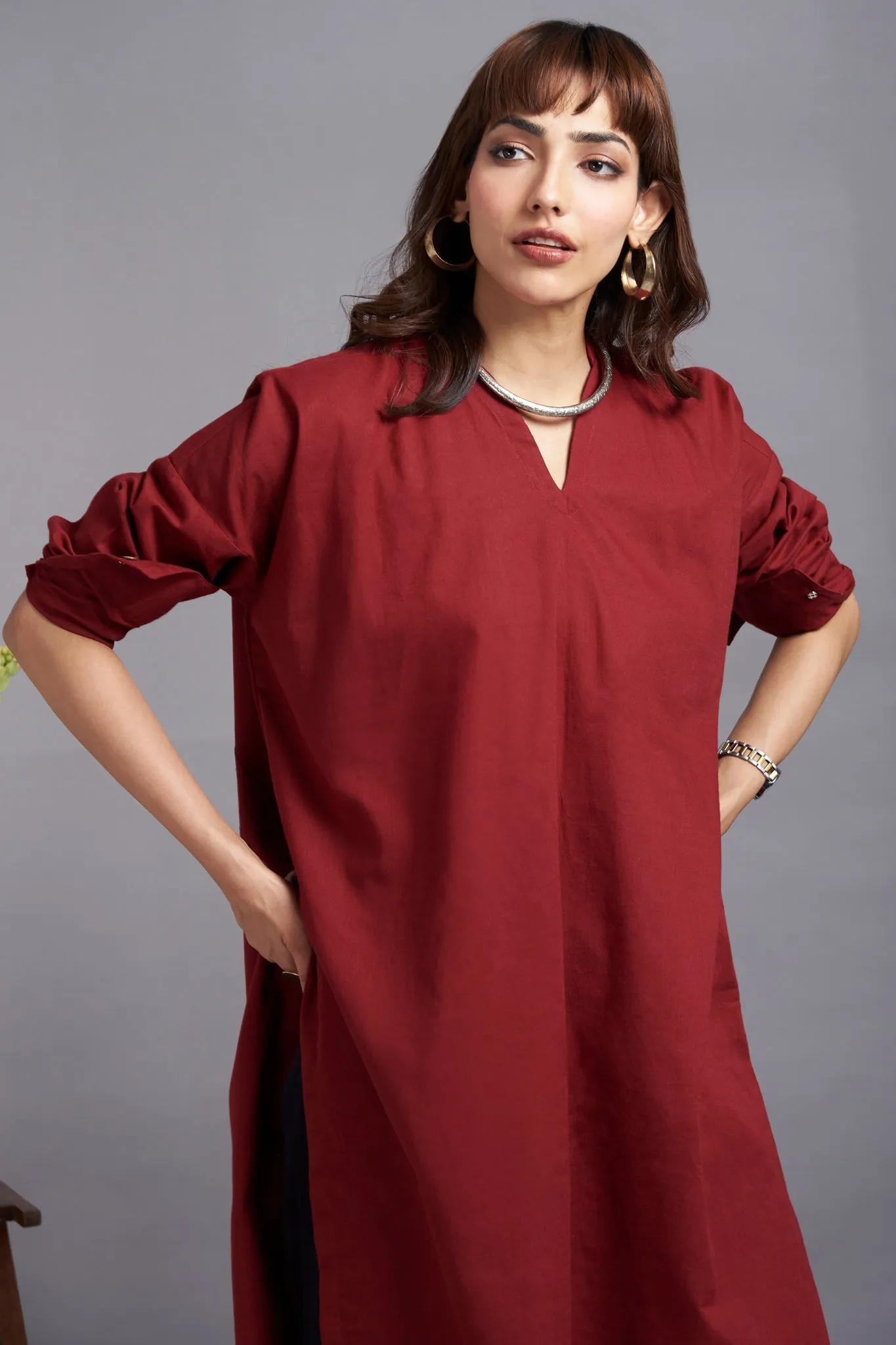 leisure tunic with high slit - enduring maroon & reflections