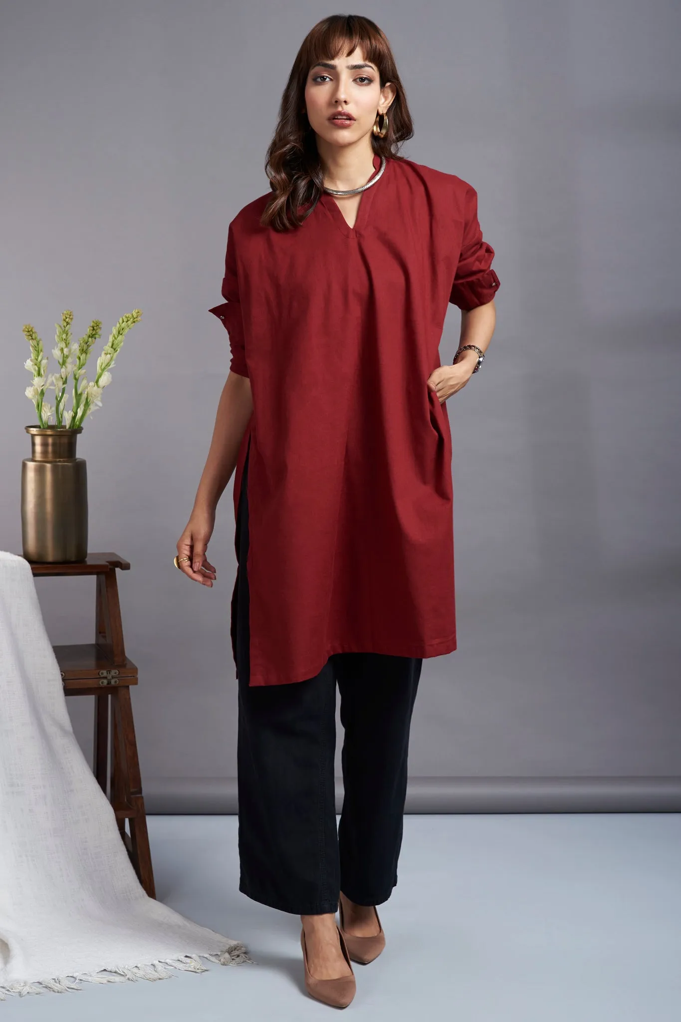 leisure tunic with high slit - enduring maroon & reflections