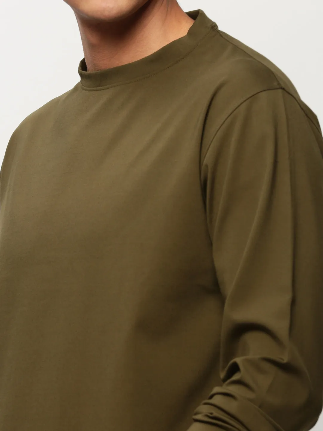 Men Green Solid Casual Sweatshirts