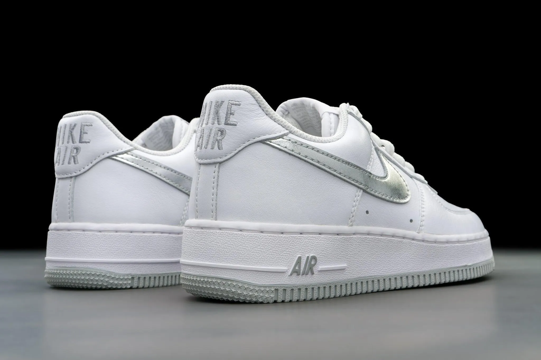 Nike Air Force 1 '07 Low Color of the Month White Metallic Silver