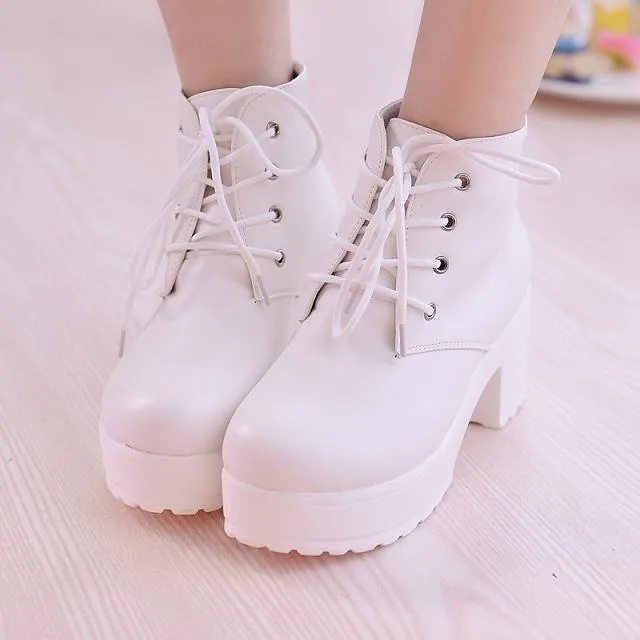 Women ankle short solid color lace up chunky heel platform boots