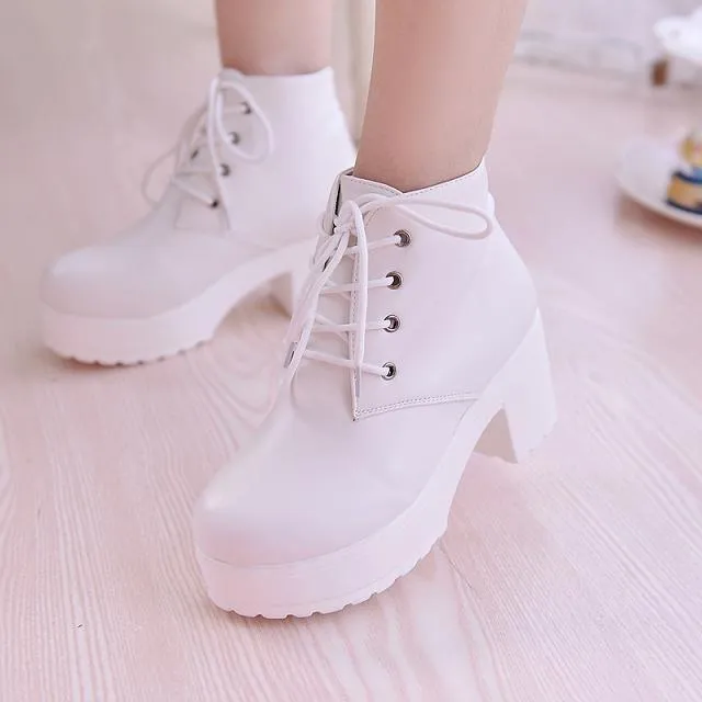 Women ankle short solid color lace up chunky heel platform boots