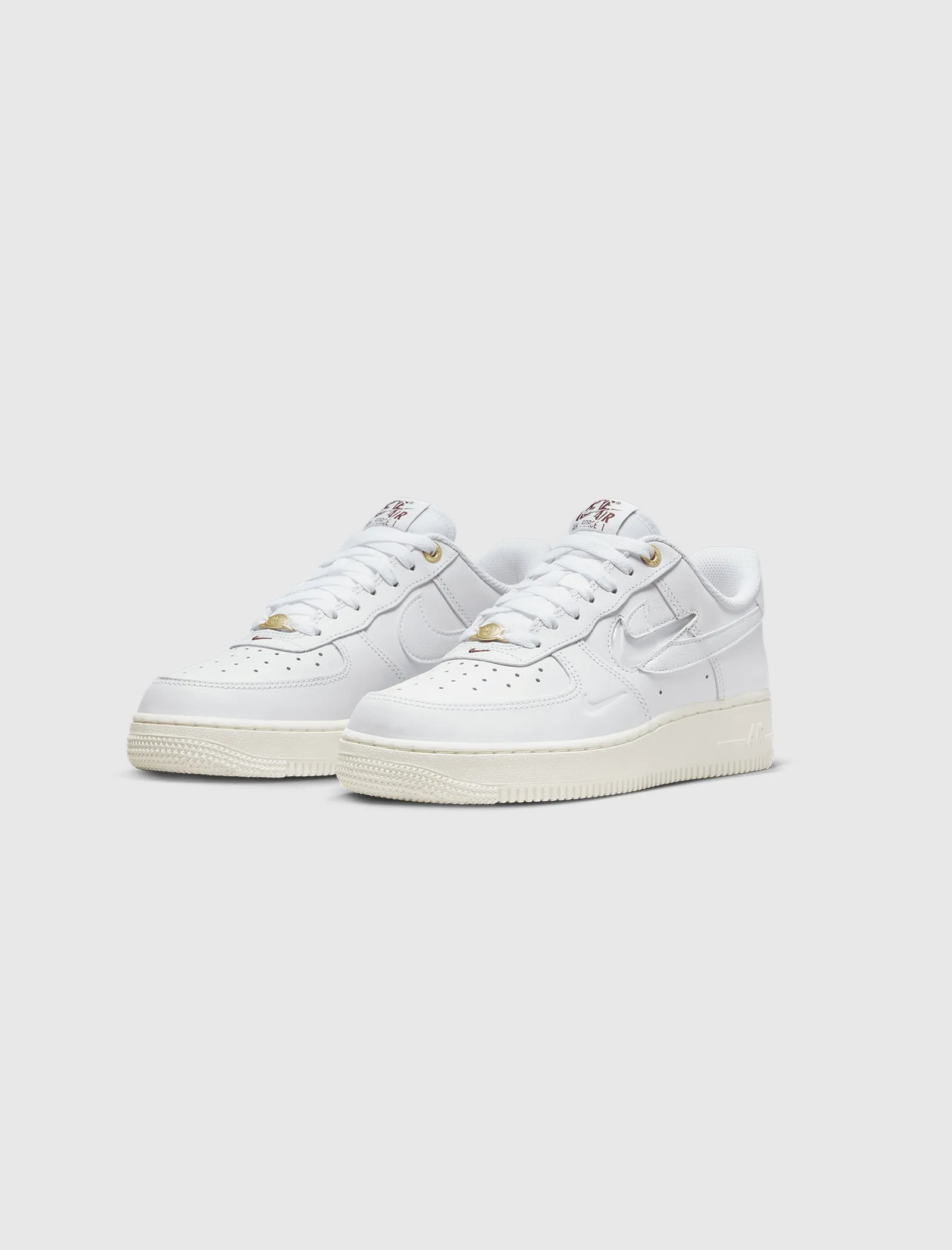 WOMEN'S AIR FORCE 1 '07 PRM LOW "JEWEL"