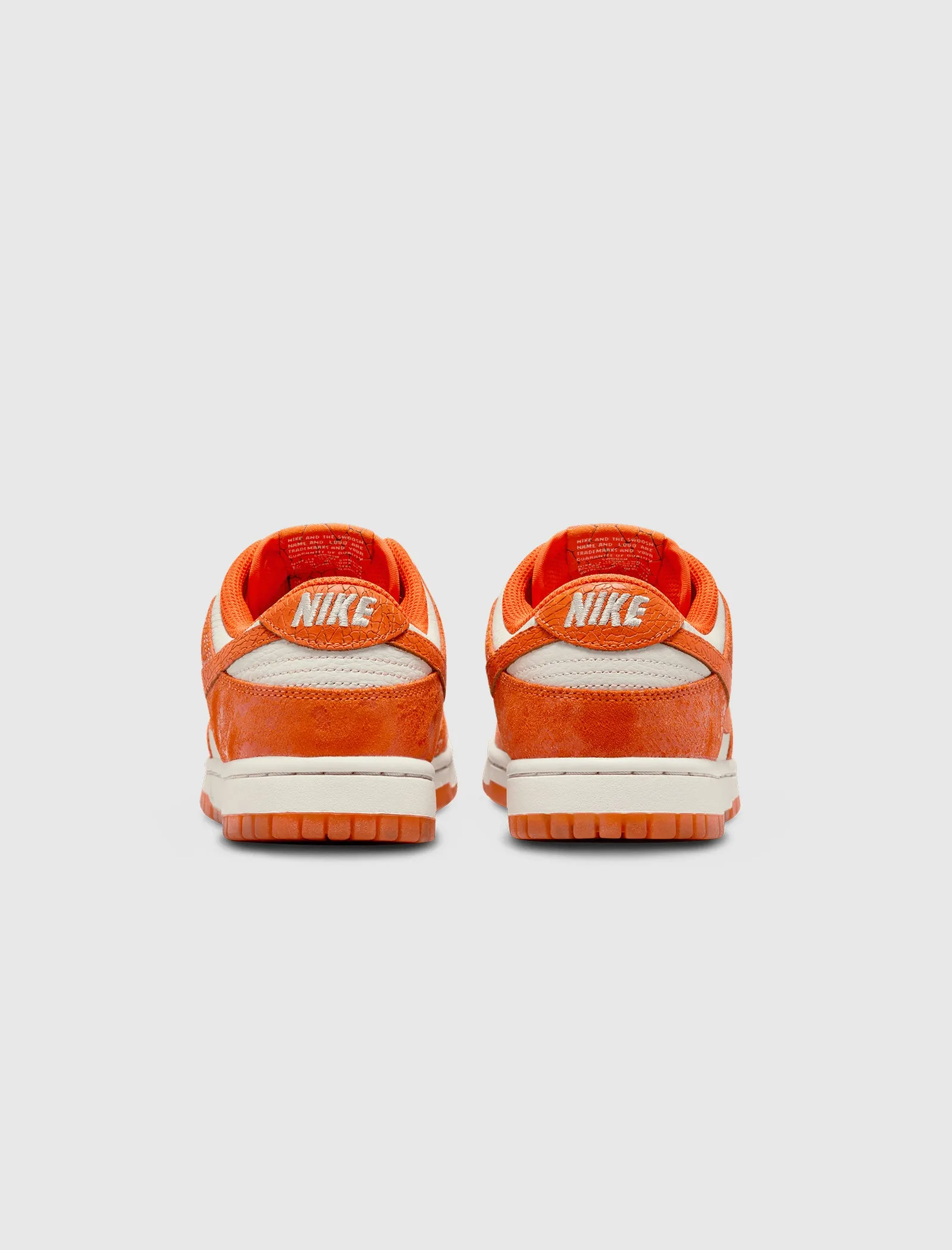 WOMEN'S DUNK LOW "CRACKED ORANGE"