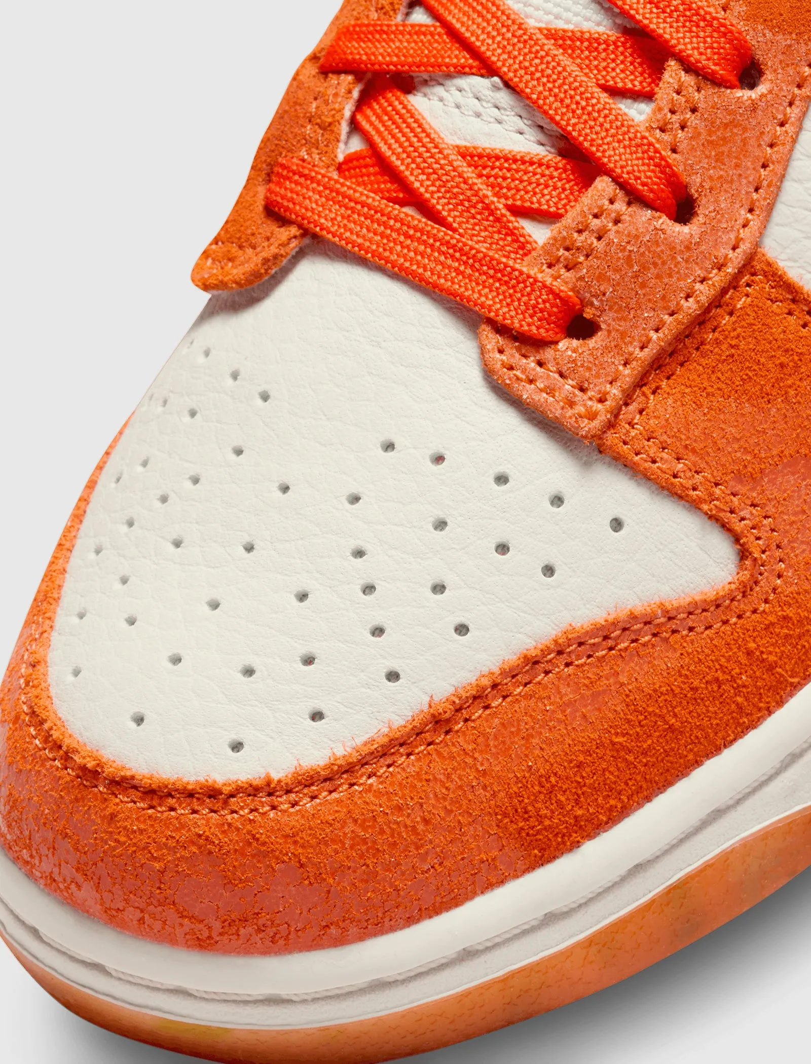 WOMEN'S DUNK LOW "CRACKED ORANGE"