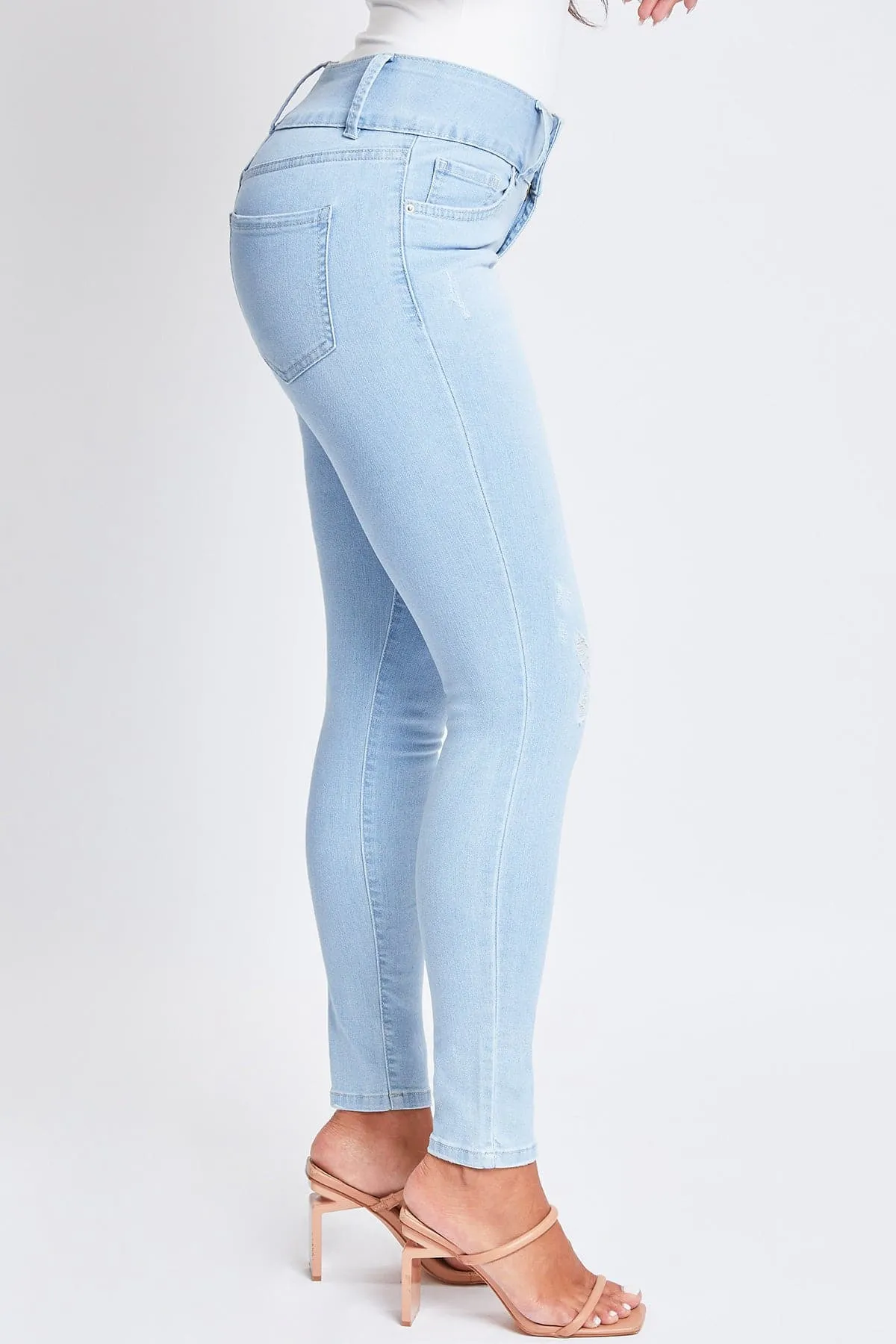 Women's Sustainable Essential Distressed Skinny Jean