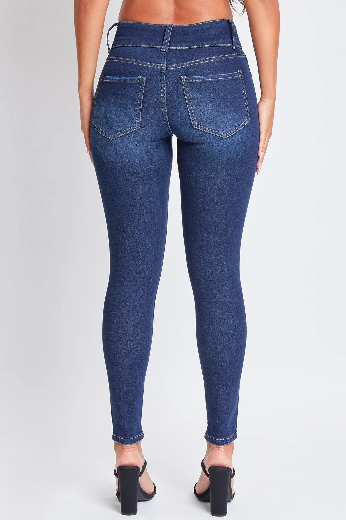 Women's Sustainable Essential Distressed Skinny Jean