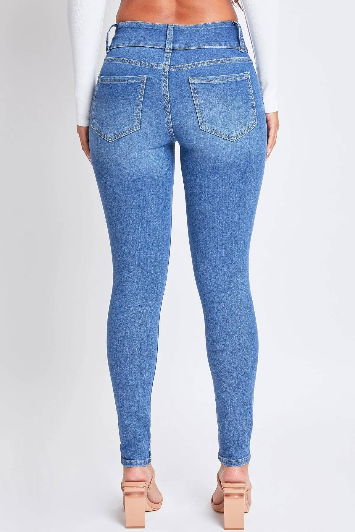 Women's Sustainable Essential Distressed Skinny Jean