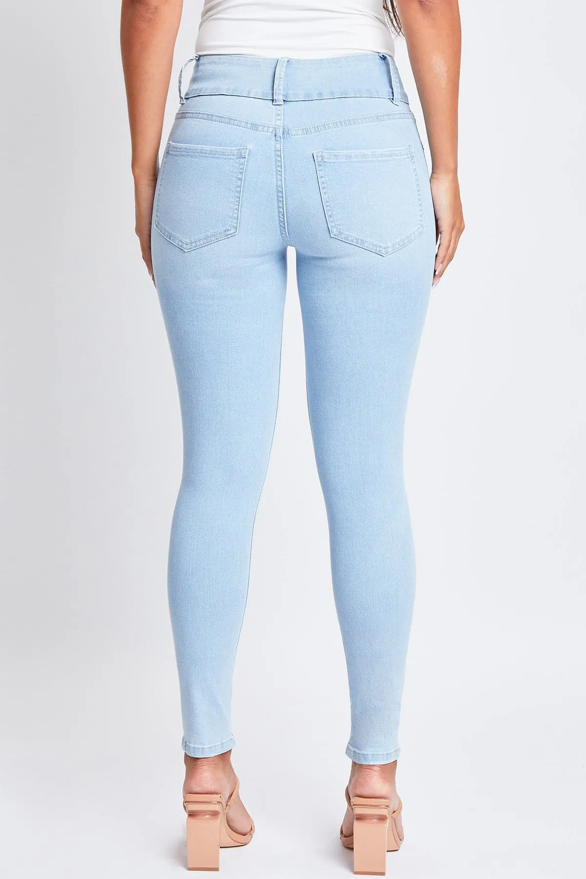 Women's Sustainable Essential Distressed Skinny Jean