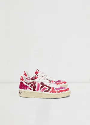 x Veja V-10 Sneakers